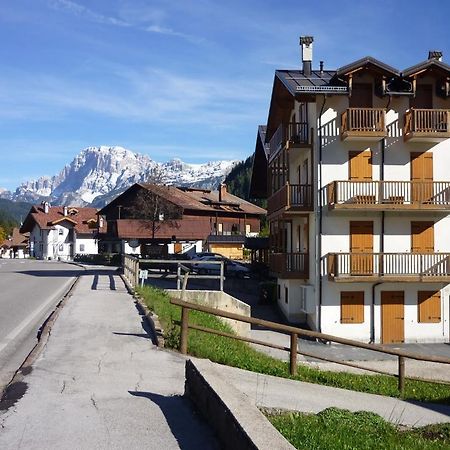 Casa Stella Appartement Falcade Buitenkant foto