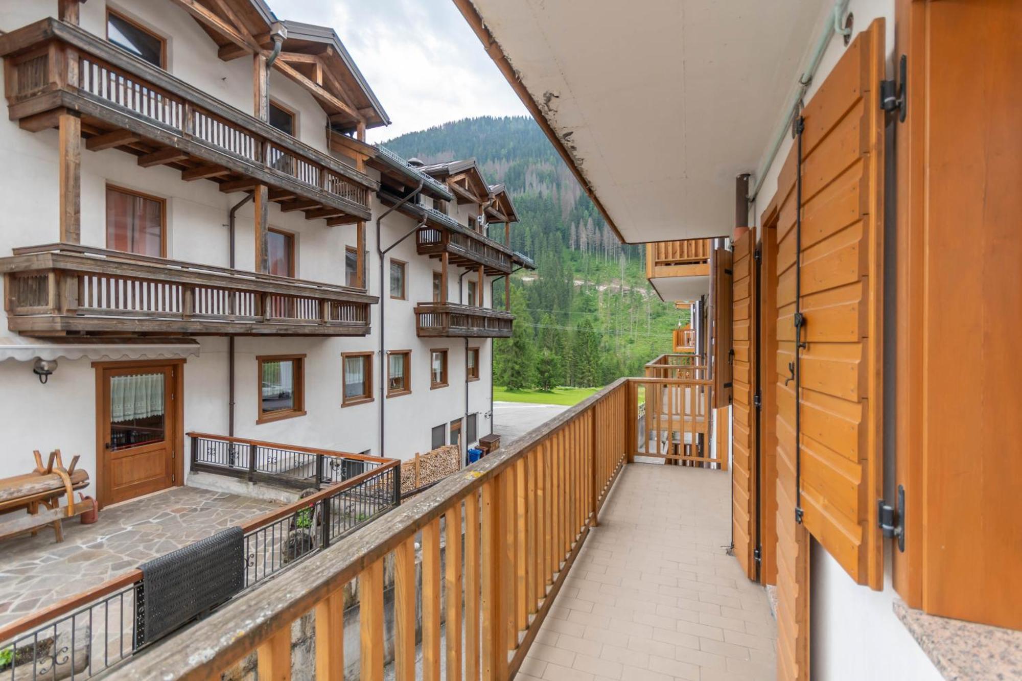 Casa Stella Appartement Falcade Buitenkant foto