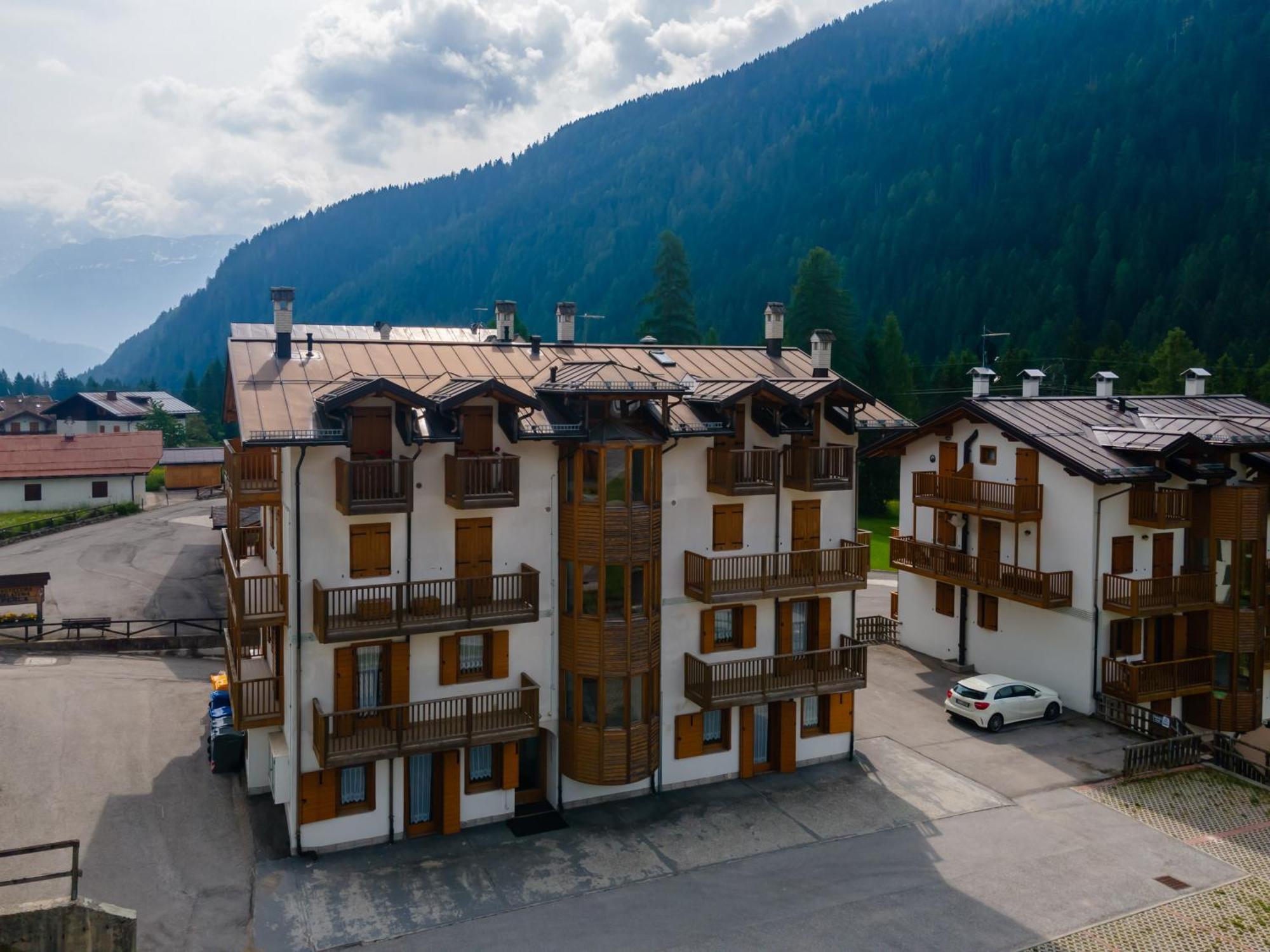 Casa Stella Appartement Falcade Buitenkant foto